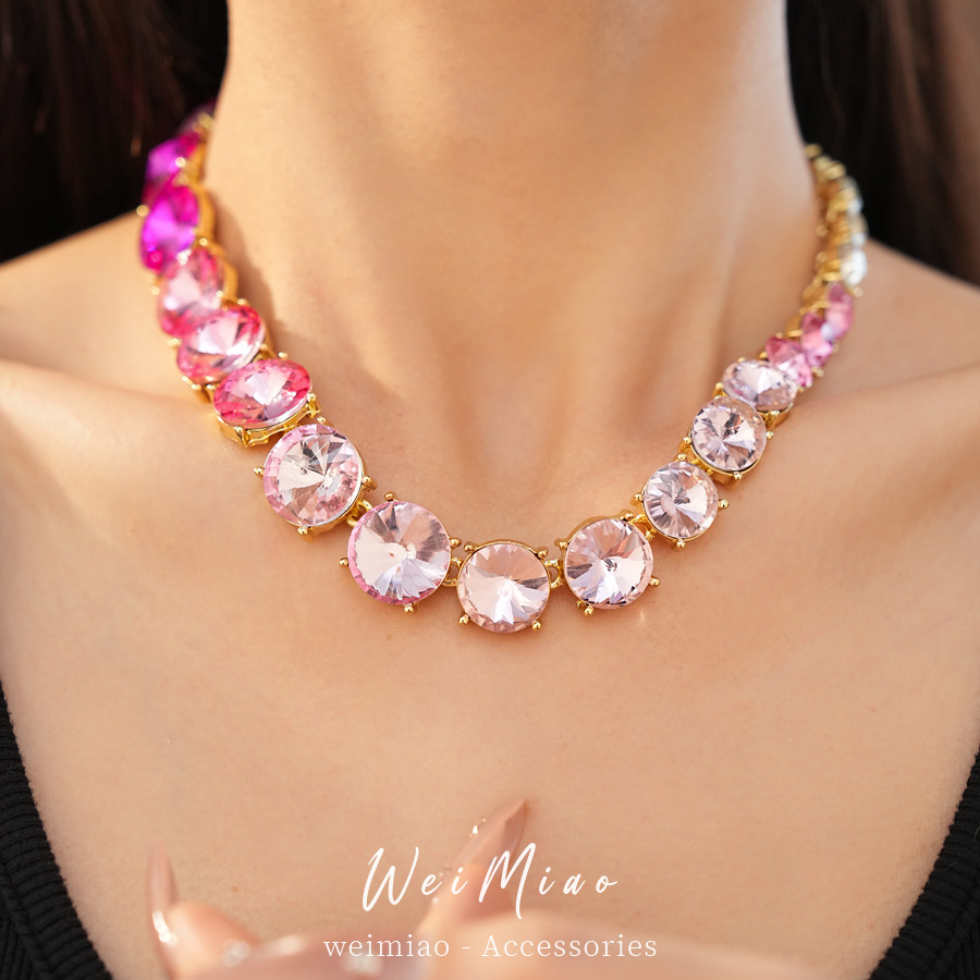 Collar ajustable de diamantes redondo gradiente ligero de lujo nicho cerradura palacio estilo delicado conjunto de joyería temperamento mujer image 5