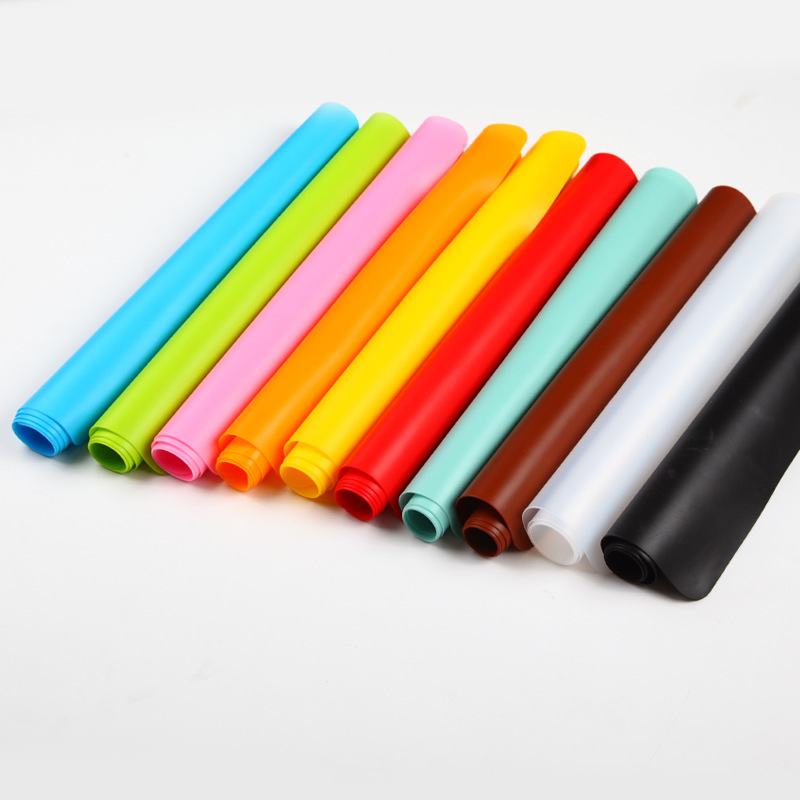 40*30硅胶儿童餐垫西餐垫隔热垫宝宝移动台垫学生餐具餐桌垫