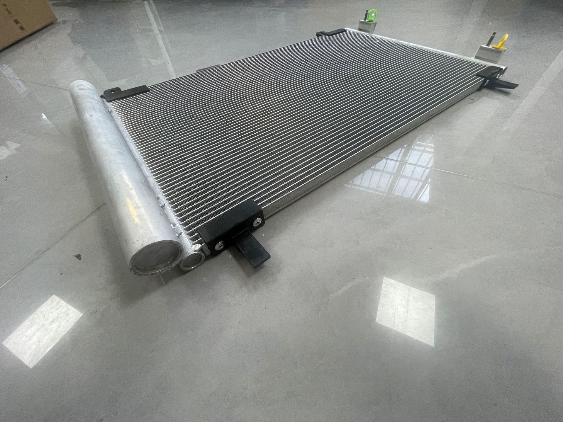 Original B012588 9831395280 9825371480 9825441980 2008 Logo Condenser