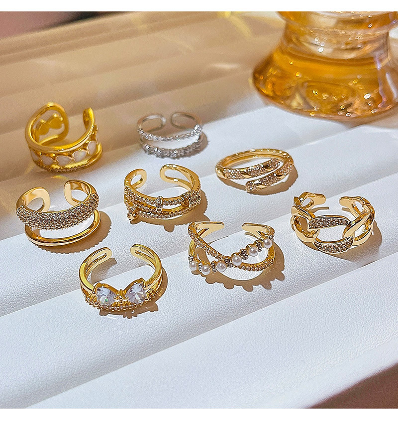 Retro Geometric Butterfly Bow Knot Copper Inlay Artificial Pearls Zircon Rings display picture 2