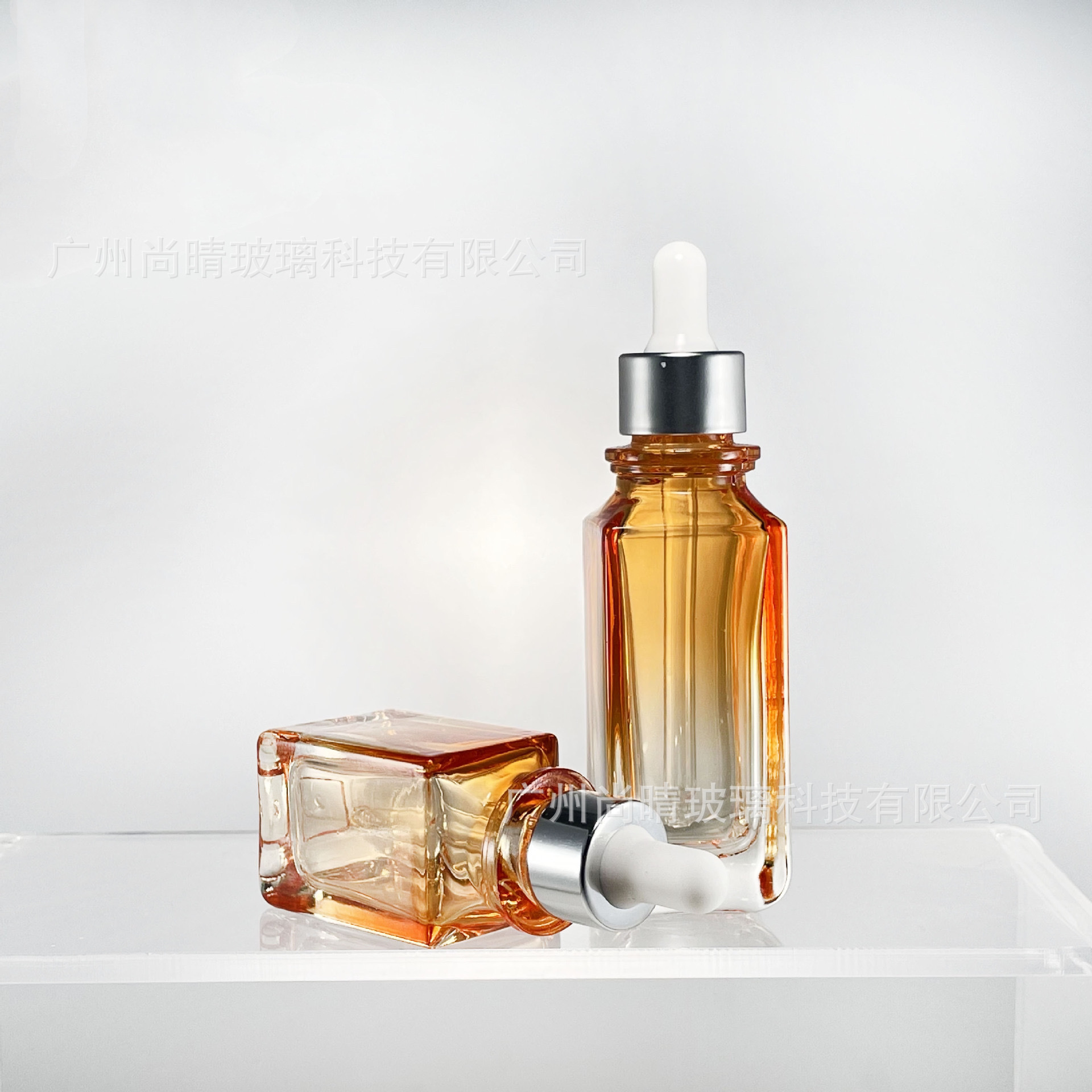 Botella de aceite esencial de cabello de 50ml botella de base de 30ml botella de vidrio botella de esencia de desmaquillaje botella de líquido líquido líquido botella de goteo de goma botella dividida