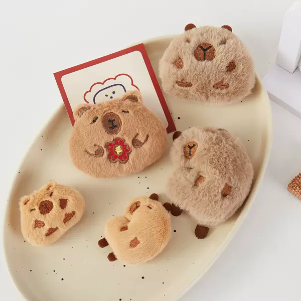 Cute Capybara Plush Brooch DIY Clothing Accessories Shoes and Hats Accessories Accessories Doll Cartoon Little Capybara Back Open