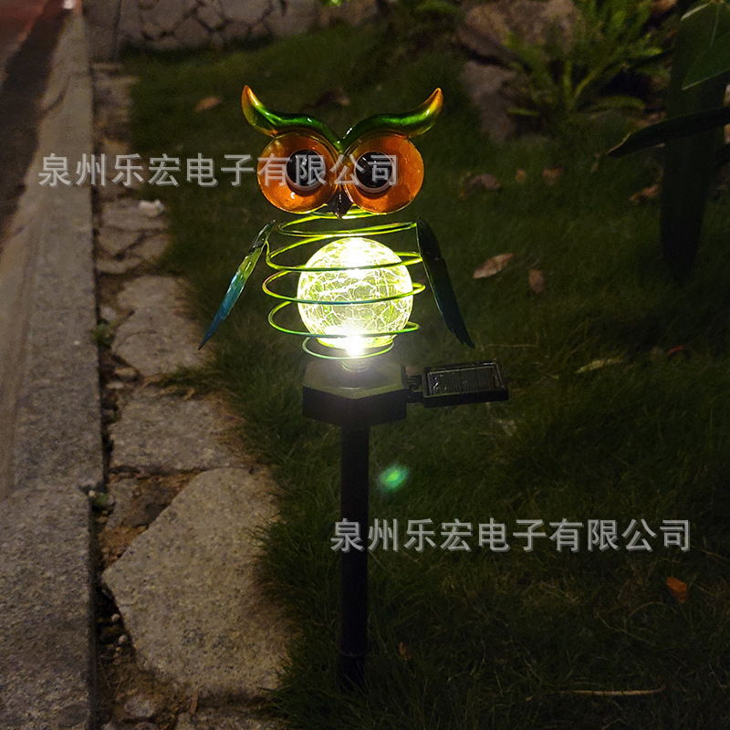 Elementos de Venta caliente transfronteriza hierro solar primavera búho césped lámpara al aire libre patio jardín decorativo animal lámpara