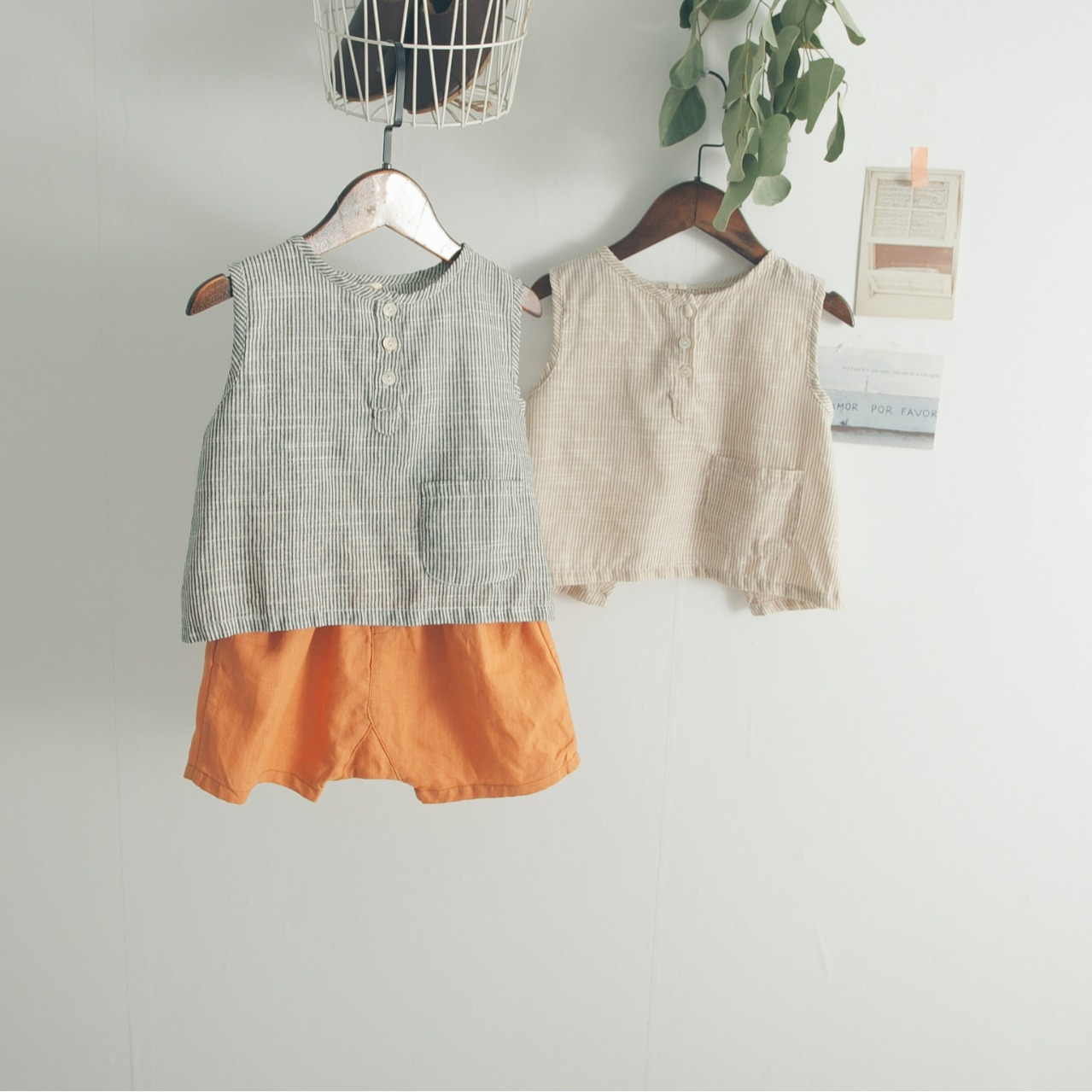 Children's vest, summer base layer, sleeveless, Korean style, cotton and linen striped, girls' top, thin, Korean style, versatile.