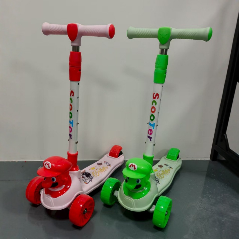 超级玛丽奥儿童滑板车1-12岁滑滑车溜溜车宝宝滑行车音乐灯光批发