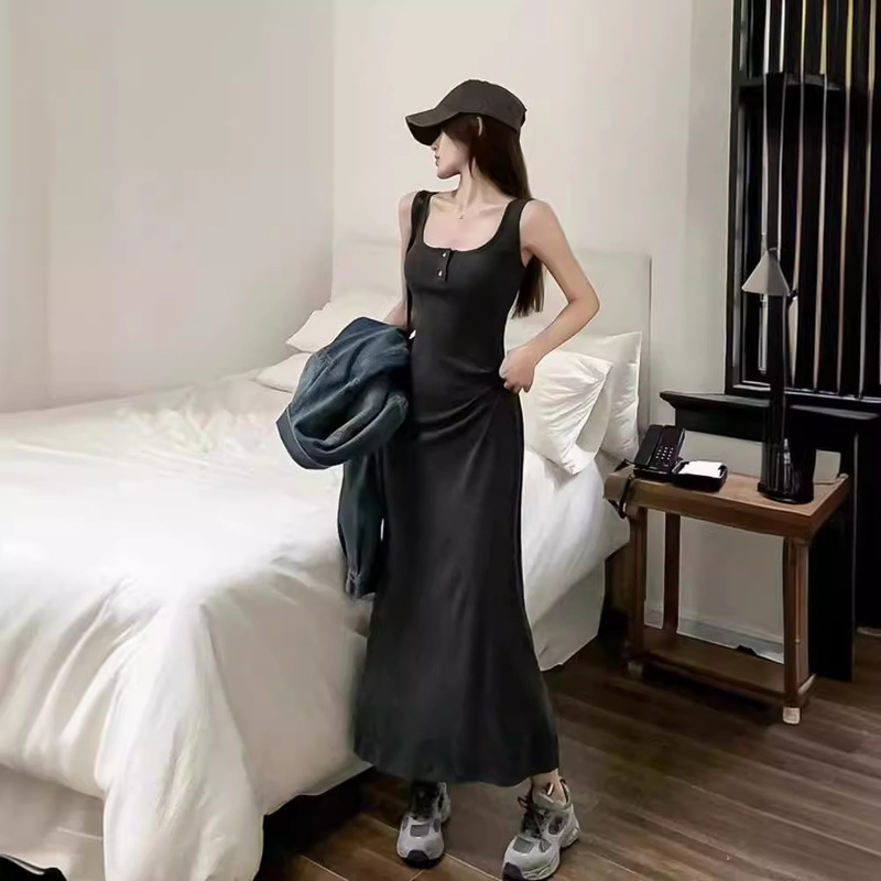 Camisole Dress Women's New Summer Slim Fit Sweet and Spicy Style Tall Square Neck Mid-Length Skirt