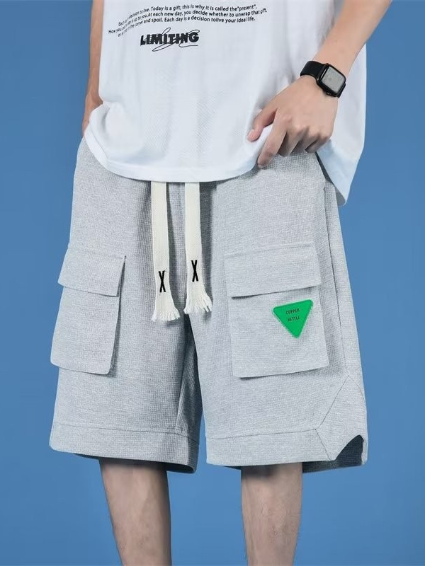 Pantalones cortos de herramientas bf de la marca de moda para hombres, pantalones sueltos de cinco puntos para uso exterior de verano, pantalones rectos casuales de estilo de Hong Kong para adolescentes