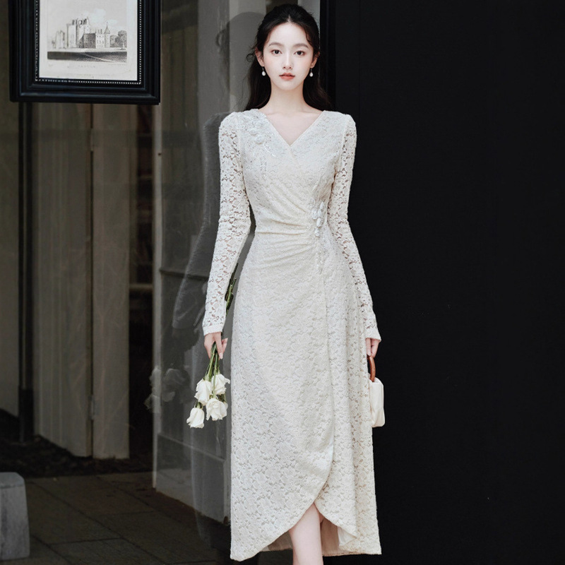 French Gentle Style Super Nice V Neck Lace Waist Slim Long Skirt This Year's Popular Hot Dress 26 Winter