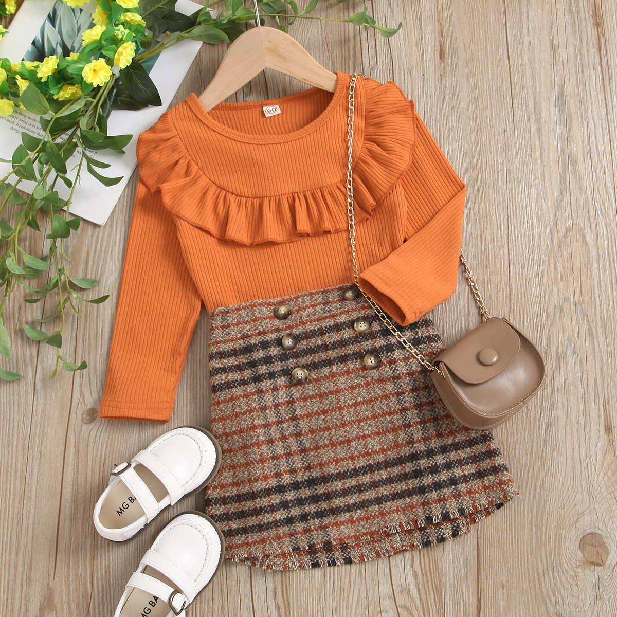 Ensemble deux pièces chemise tricotée en dentelle à manches longues et col rond pour enfants, nouvelle collection automne 2024_voghion.com