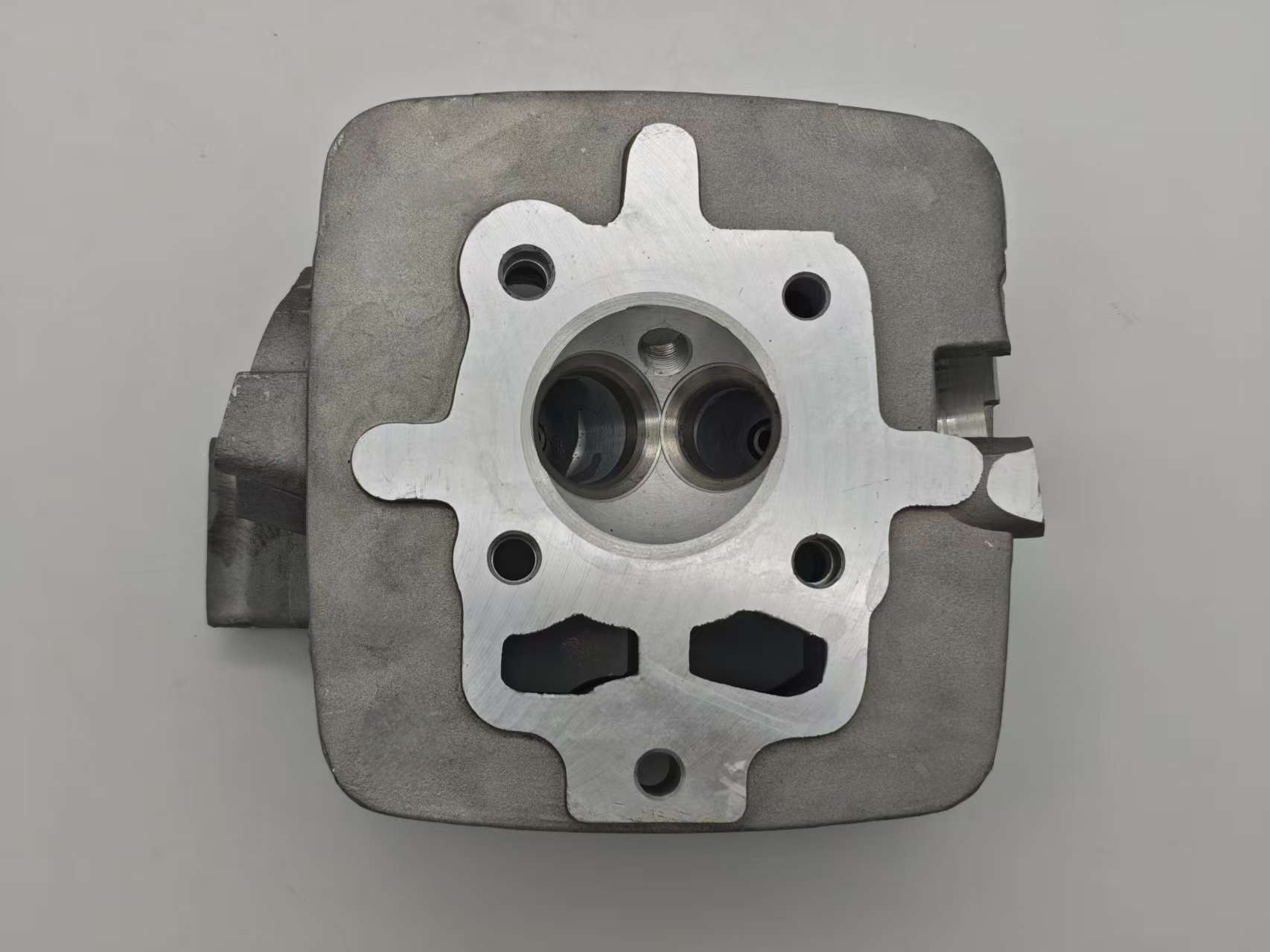 CG125 square cylinder head, 125cc engine, square cylinder head, motorcycle parts, bare cylinder head, popular for cross-border sales