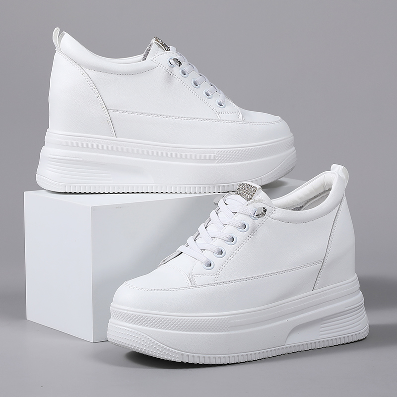 Zapatos de mujer invisibles, zapatos de muffin de cuero super caliente, 10 cm de altura, zapatos blancos con suela gruesa.