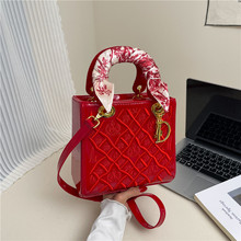重工刺绣女包包handbags2025新款漆皮亮面女士单肩斜跨手提戴妃包
