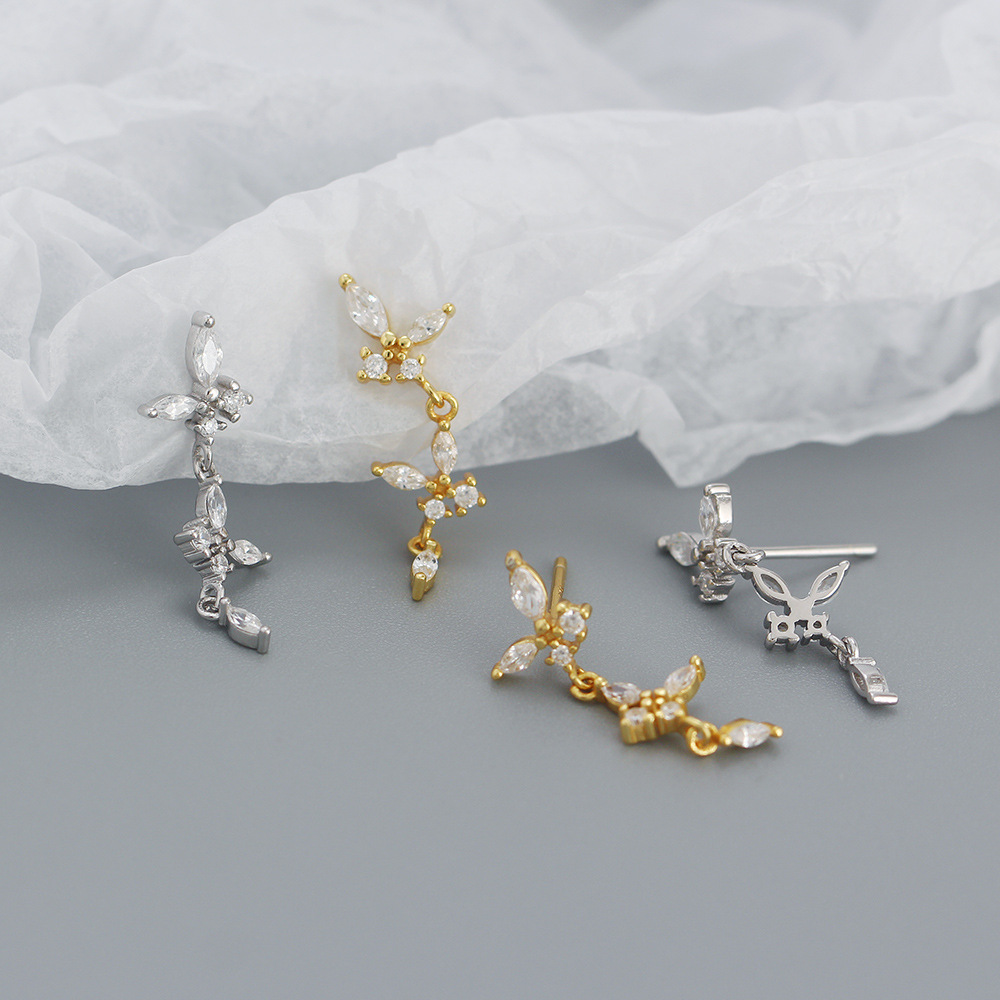 Daily Occasion 925 Sterling Silver Rhinestones Flower Ear Studs