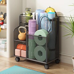 家庭用運動フィットネス器材収納棚ヨガ収納かご挟み家庭用バドミントンバスケットボール棚神器
