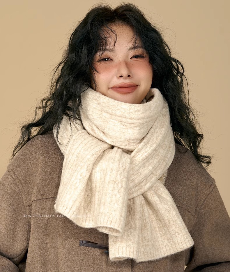 白色恋人超暖围巾White Textured Scarf