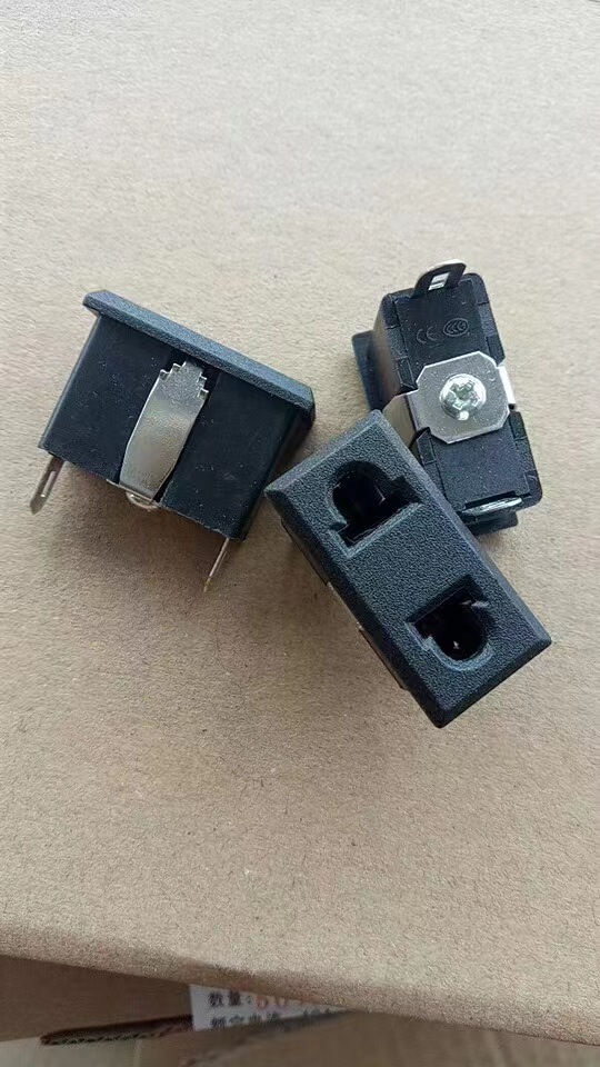 厂家直售 AC-09A电源插座 两孔黑色金属卡位 AC电源插座 种类齐全