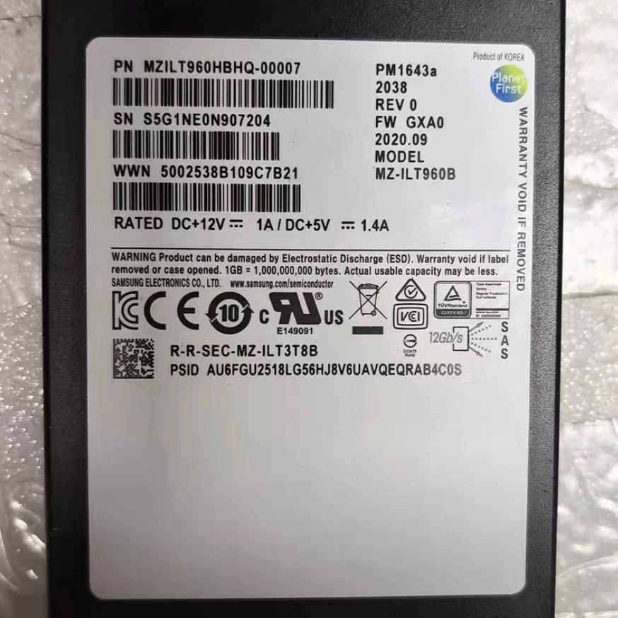 Твердотельный накопитель PM1643A 960 ГБ