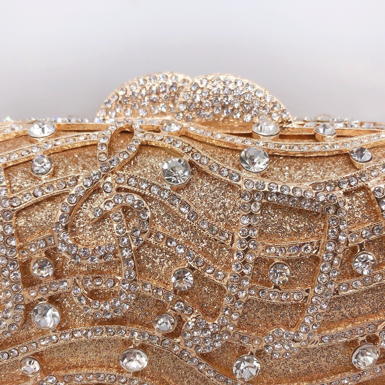 Bolsa de cena de diamantes de notas Bolsa de mano de diamantes transfronterizas Bolsa de vestido Cheongsam bolsa de mujer bolsa de caja dura hueca