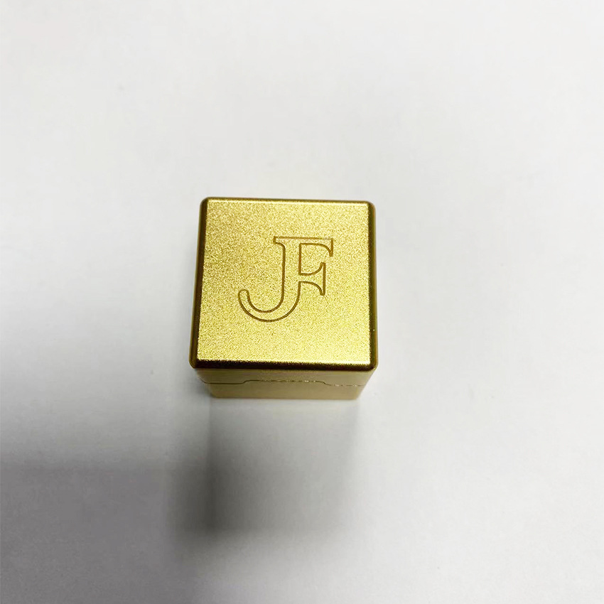 Caja de chocolate billar caja de chocolate en polvo mesa al por mayor Bola de metal clip de chocolate R2 cubierta inferior caja de chocolate no magnética