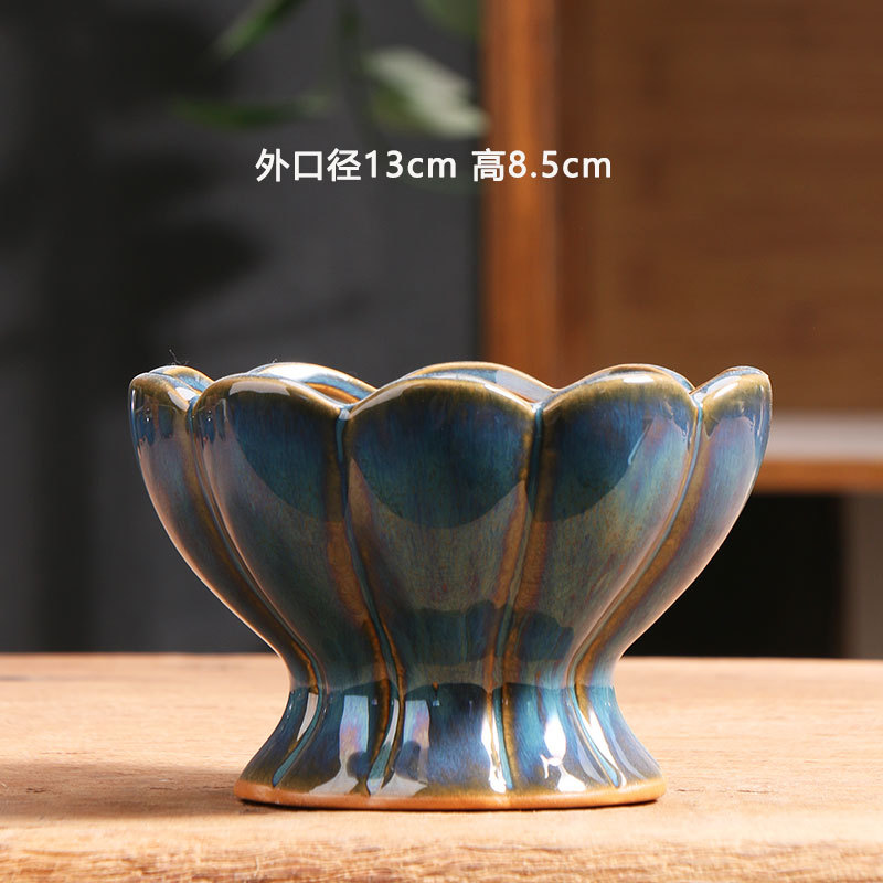 El Grupo de loto de Xinghe dio a luz a uno.