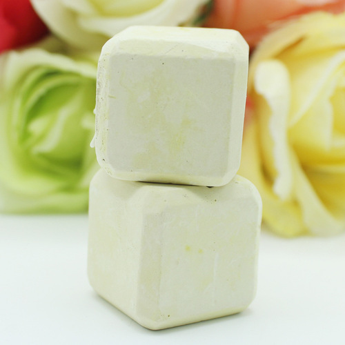Factory Directly Sold Cubic Pet Hamster Chewing Stone for Squirrels, Rabbits, Parrots, Calcium Enriched Chewing Stone 6