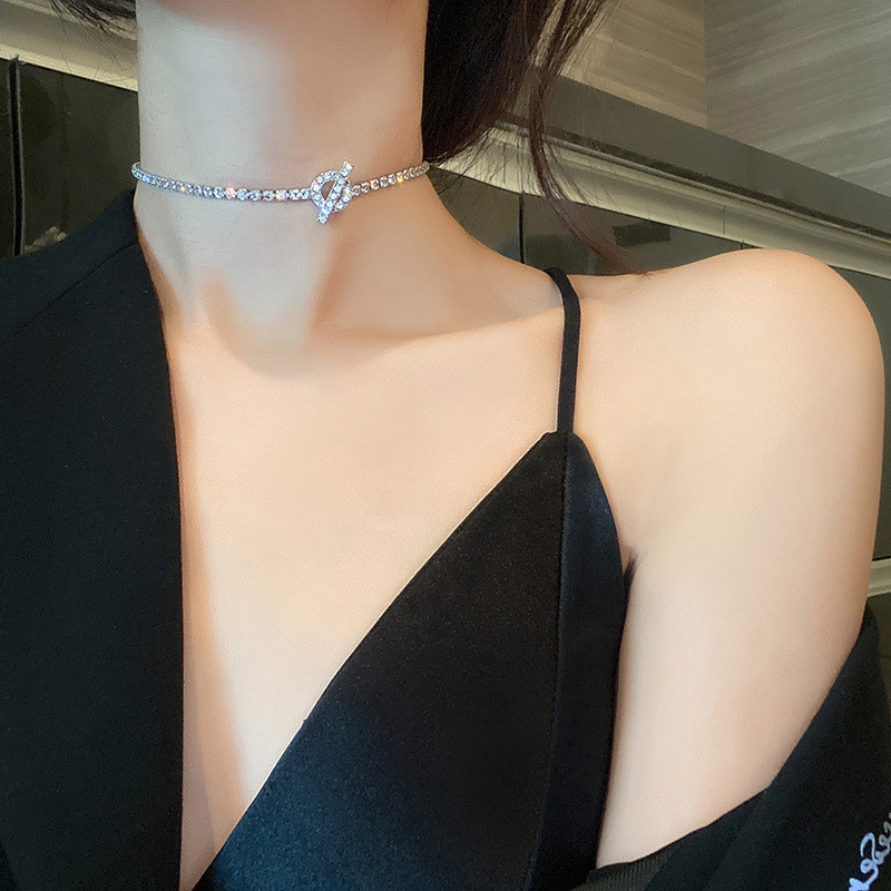 Collier À Chaîne Avec Fermoir Ot Et Strass Pour Femme Unique_voghion.com
