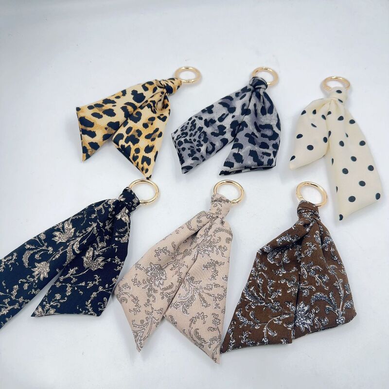 Foreign Trade DIY European and American Fashion Leopard Print Popular Keychain DIY Bag Pendant Clothing Free Matchinging Brooch Jewelry