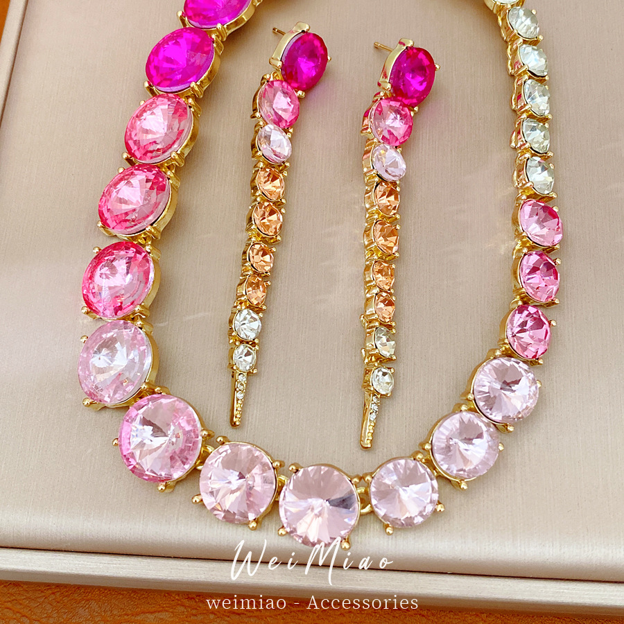 Collar ajustable de diamantes redondo gradiente ligero de lujo nicho cerradura palacio estilo delicado conjunto de joyería temperamento mujer image 1