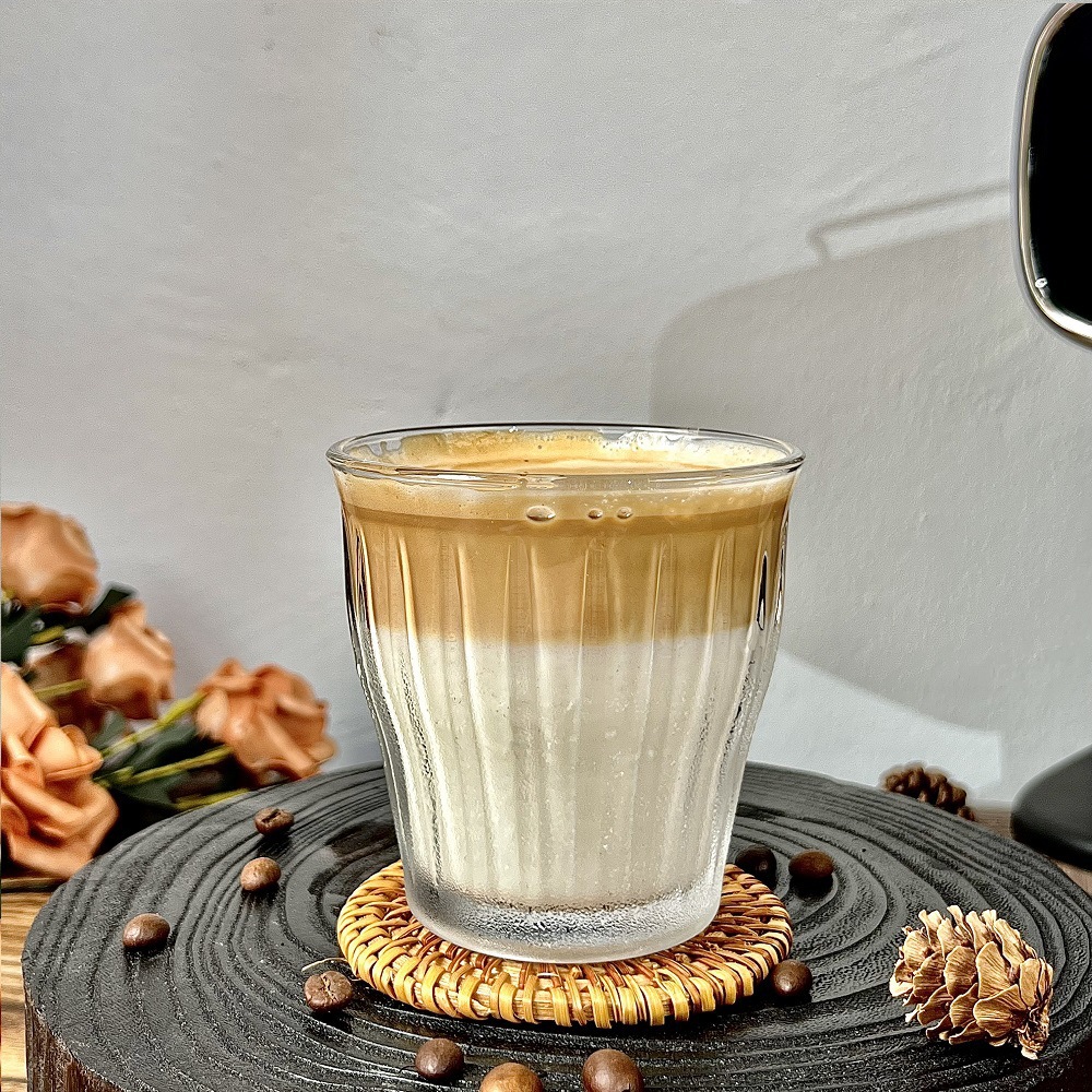 Tazas de vidrio de alto valor, tazas de café de color blanco, tazas de café de color rojo