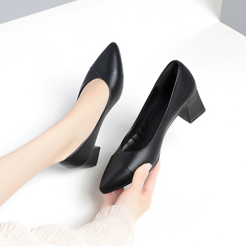 Light-mouthed leather shoes for middle-aged mothers, soft sole soft leather comfortable middle heels for women, thick heels, spring and autumn single shoes work shoes