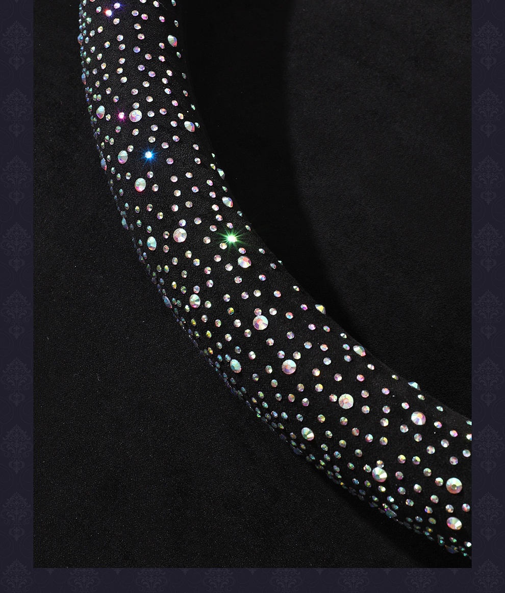 2026 New Fashion Full-Diamond Car Steering Wheel Cover for Women, All-Season Universal, Sparkling Diamond Anti-Slip D-Type Steering Wheel Cover