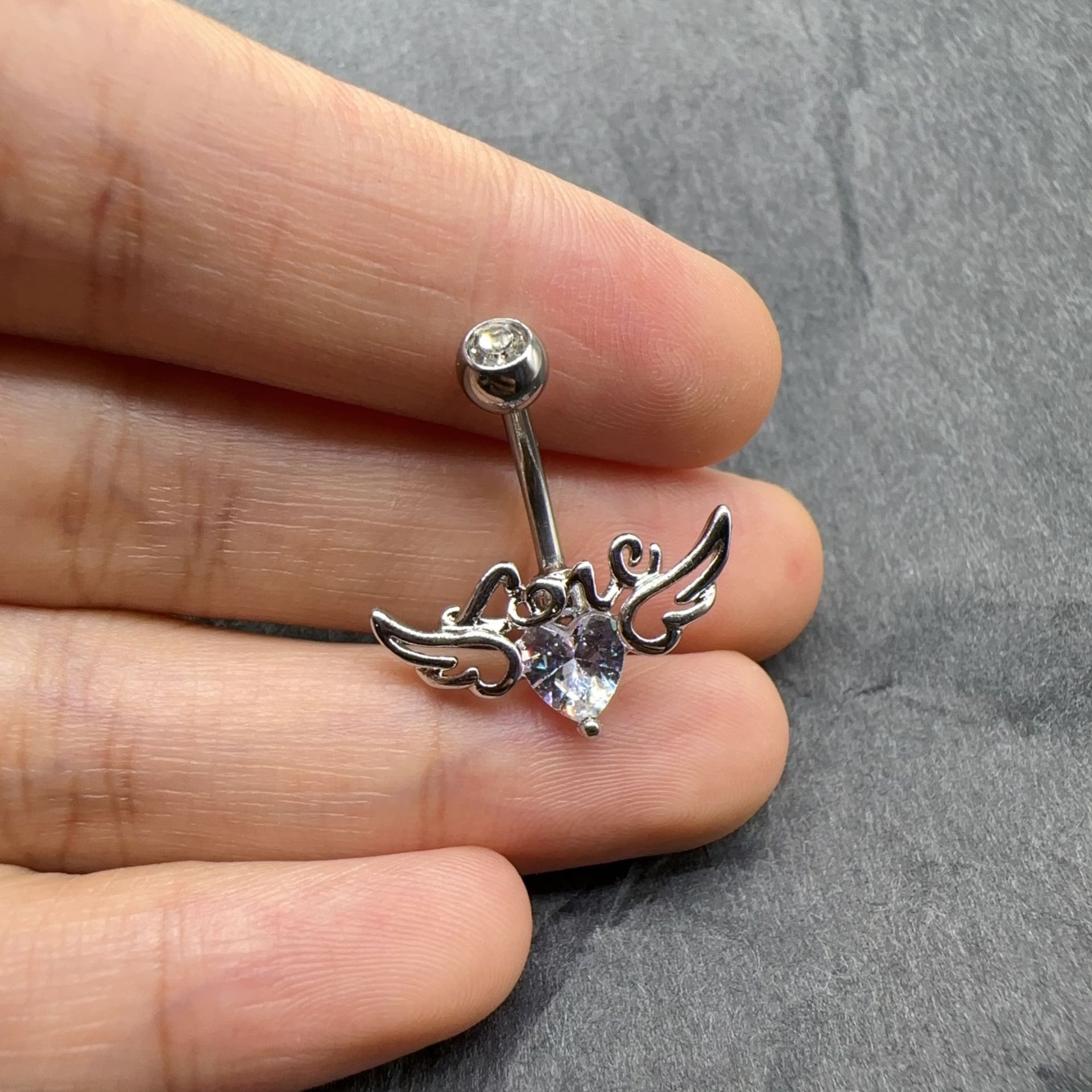 Bauchpiercing Mit Flügeln Und Love-buchstaben Zirkonia_voghion.com
