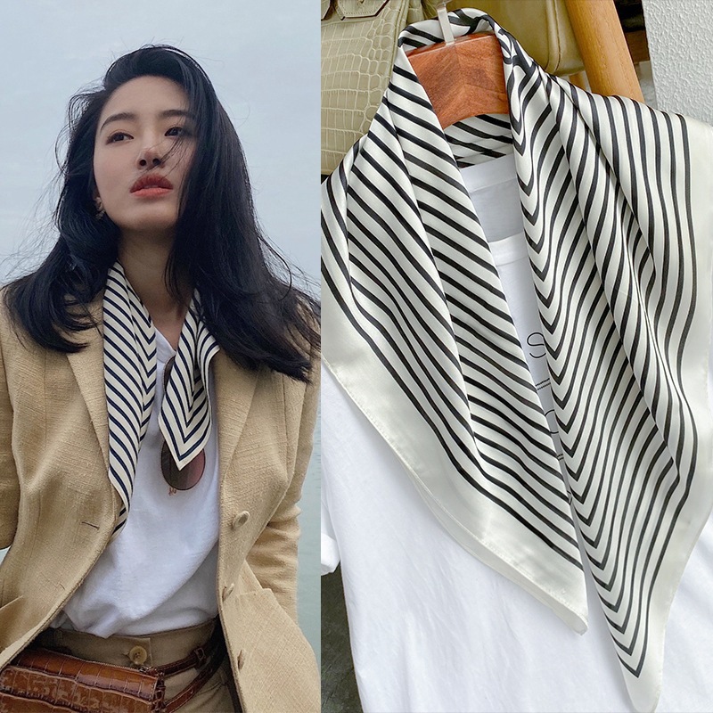 Versión coreana de todo fósforo primavera 2025 nueva moda 70 bufanda pequeña bufanda cuadrada mujer a juego camisa pequeña bufanda bufanda al por mayor