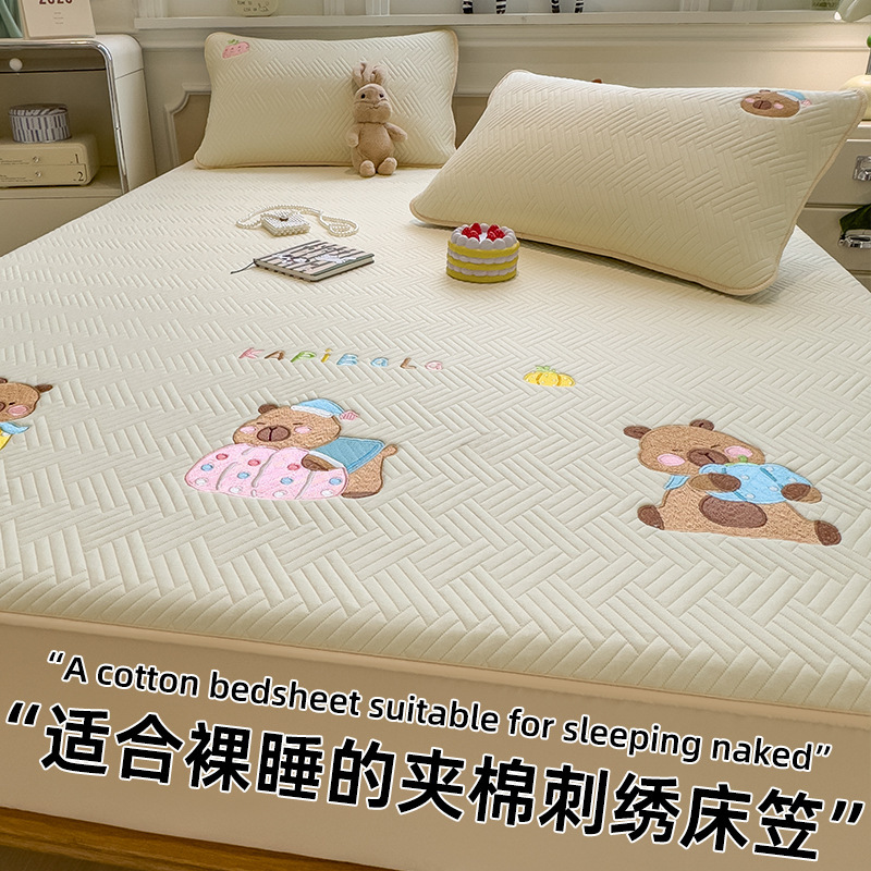 Cama bordada de clase A cubierta de cama de