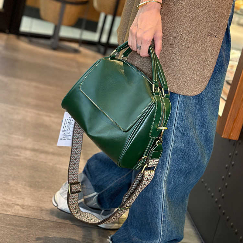 Genuine Leather Retro Women's Bag Spring/Summer 2026 New Casual Versatile Crossbody Bag High-End Large Capacity Shoulder Pillow Bag - Thumbnail 5