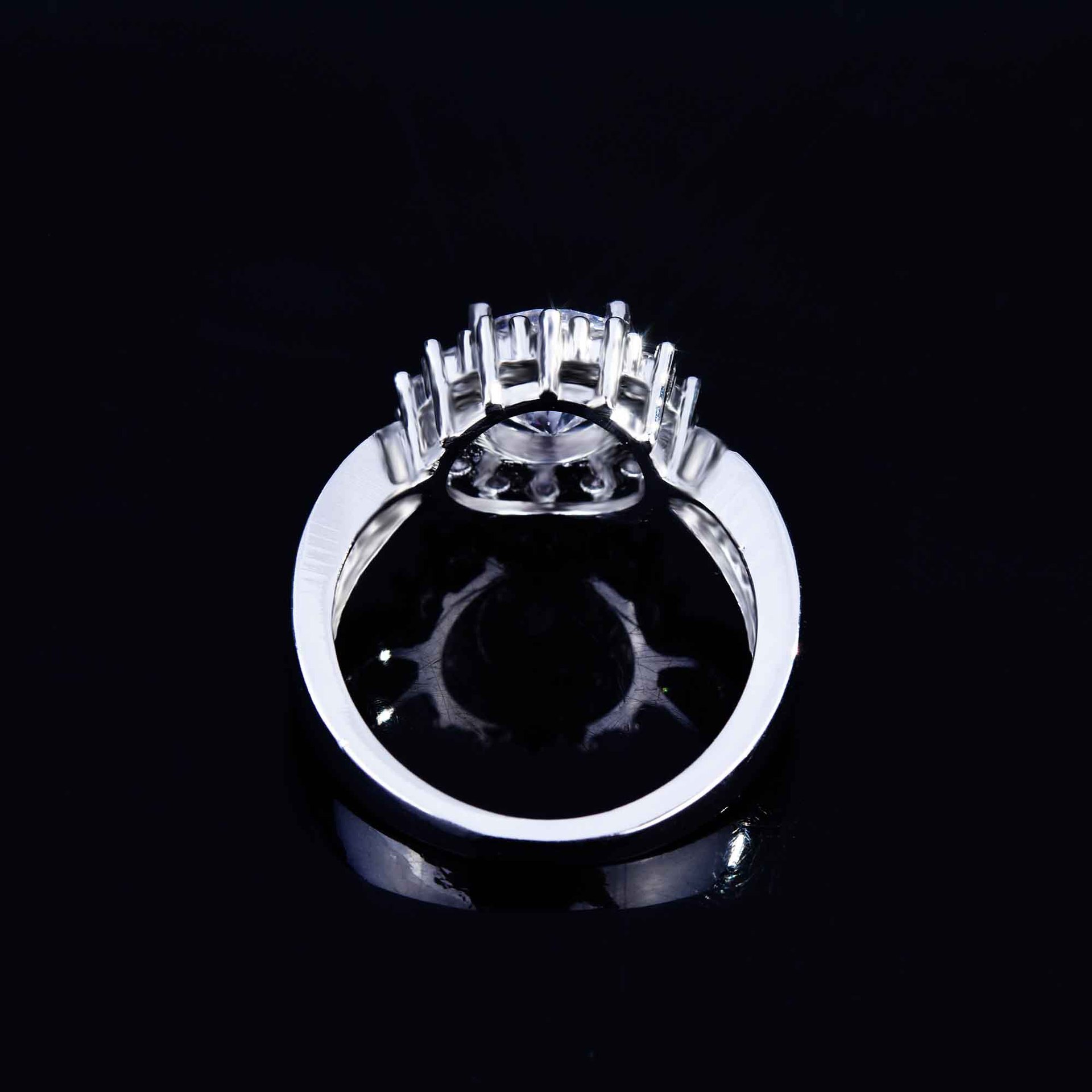 10g Weight Artificial Gemstones Inlay Material Wedding Occasion Copper Material Flower Pattern Women'S Gender Diamond Design Simple Style Style White Color Wholesale Jewelry Simple Style Flower Copper Artificial Gemstones Diamond 6