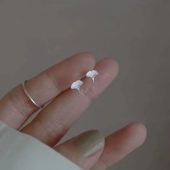 耳钉999银银杏叶女小巧精致简约养耳洞睡觉不用摘耳骨钉饰品厂家