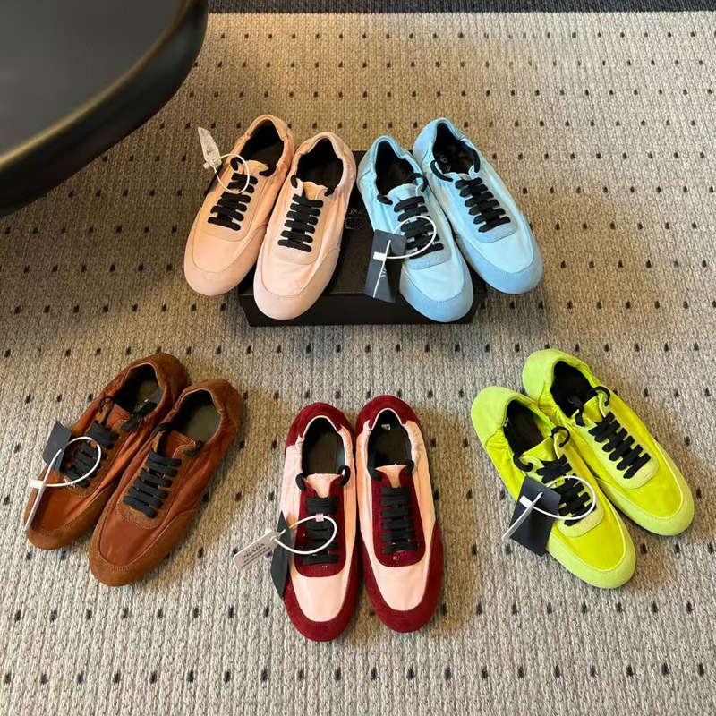 25 Spring Hot-Selling Ballet Shoes for Women, Retro Flat-Soled Forrest Gump Shoes, Soft-Soled Comfortable Sneakers, Flat Casual Shoes
