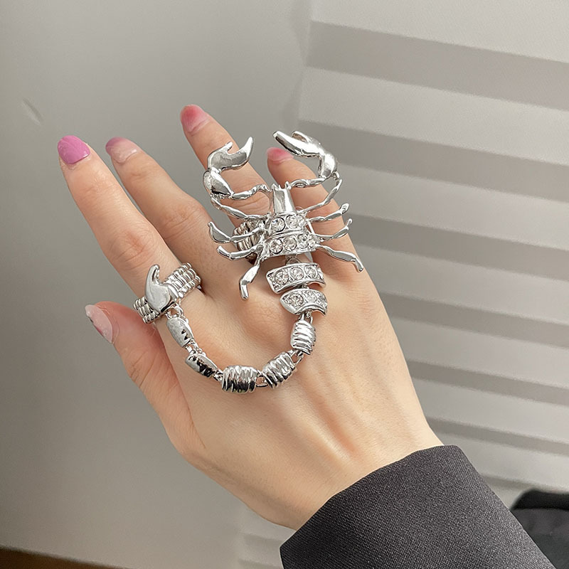 Fashion Lobster Alloy Rhinestone Womenu0027S Rings