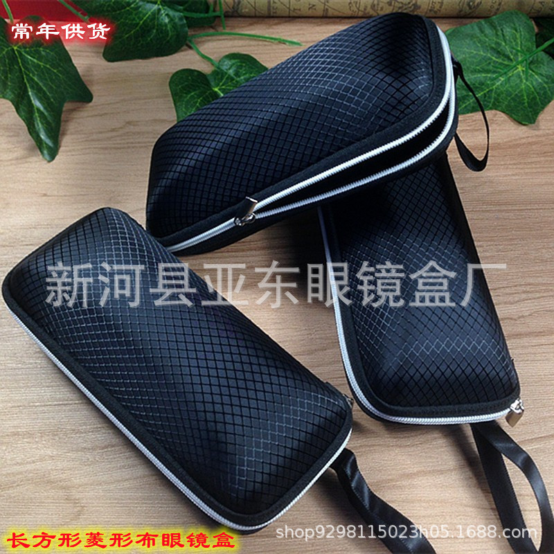 다이아몬드 그리드 블랙