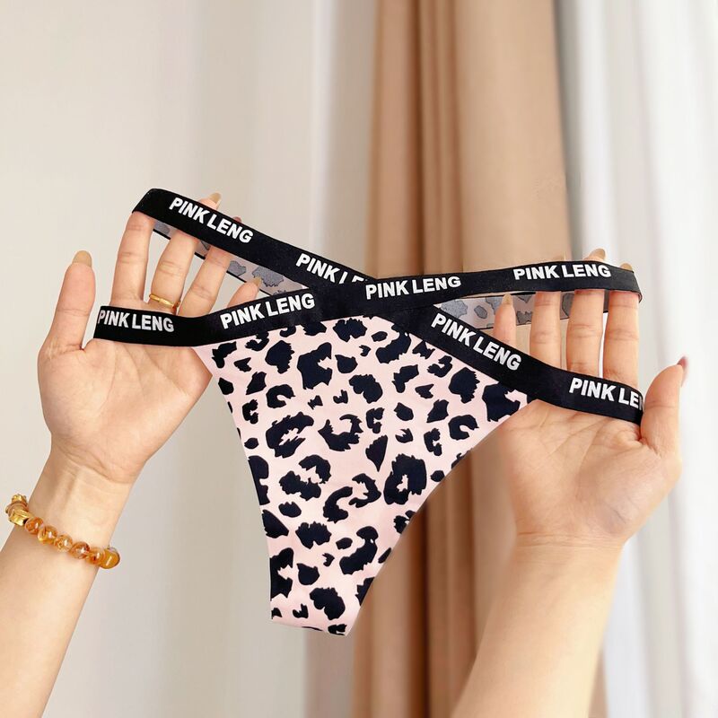 Spicy Core~Sexy Seamless Ice Silk Thong for Women, One-Piece Leopard Print Pure Desire Hollow-Out Triangle T-Pants