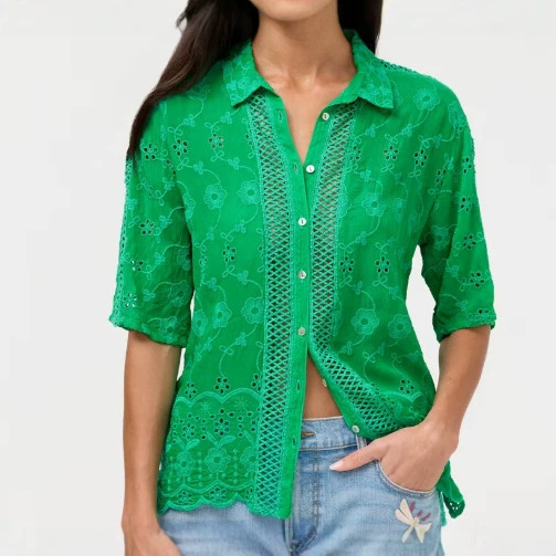 Verano Europa y América comercio exterior ropa de mujer lujosa camisa de encaje agujerada de estilo francés de mujer con solapa suelta de algodón de manga corta image 3