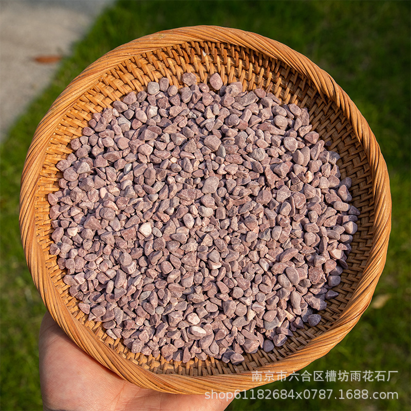 胶粘石水洗石透水 园林铺路混凝土红色石子 家用门庭装饰白色石子