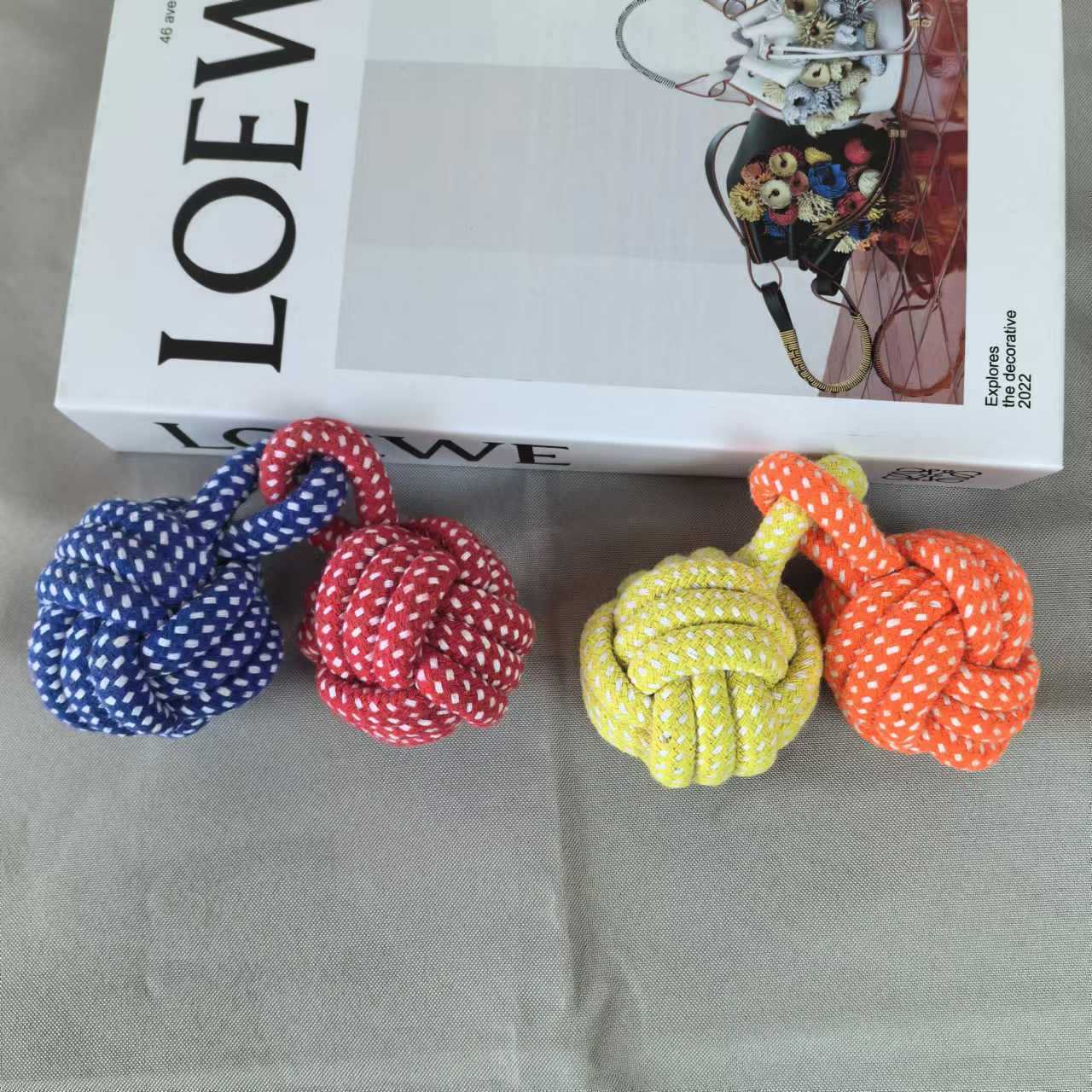 볼 직경 6cm*18cm(임의의 색상)