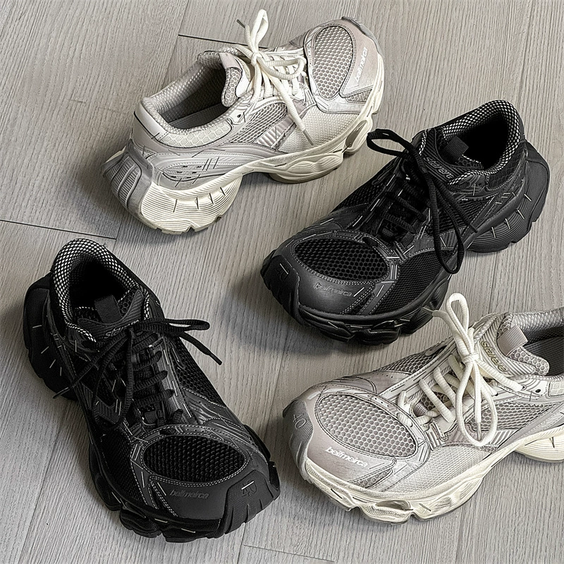 Новый степлер в Париже