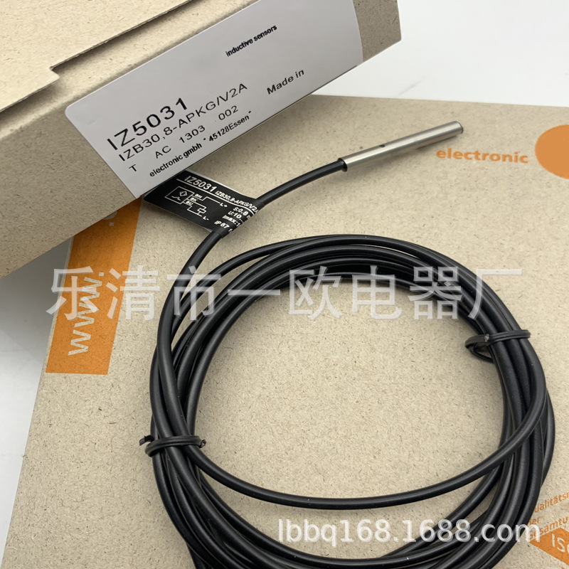 现货实物全新IZ5031 IZ5032 IZ5035 IZ5036感应开关质保一年