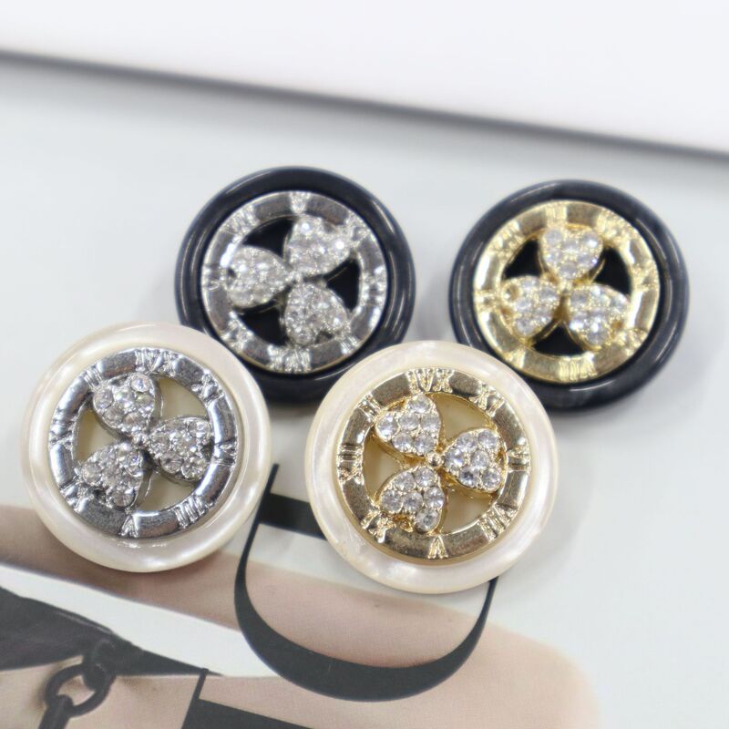 Green Clover Resin Metal Double Hand-stitched Diamond Buckle Chanel Buttons Coat Sweater High Leg Decorative Buckle