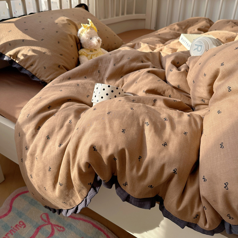 Madre y bebé desnudos clase A cama cuatro piezas de encaje francés sábanas de algodón lavable cubierta cama dormitorio tres piezas de cama