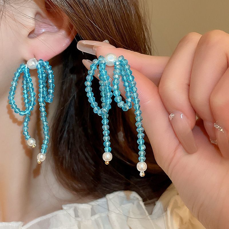 Pendientes de perlas de cristal de diamante de aguja de plata pendientes largos de lujo de Luz Retro europeo y americano pendientes dulces frescos de alto grado para mujeres