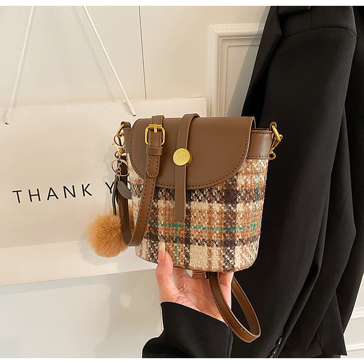 Moda autunno/inverno nuova borsa a tracolla monospalla in stile occidentale da donna versatile in lana 2024_voghion.com